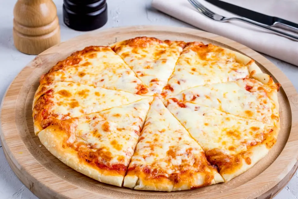 Only chees pizza