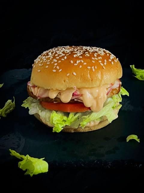 Aloo tikki burger